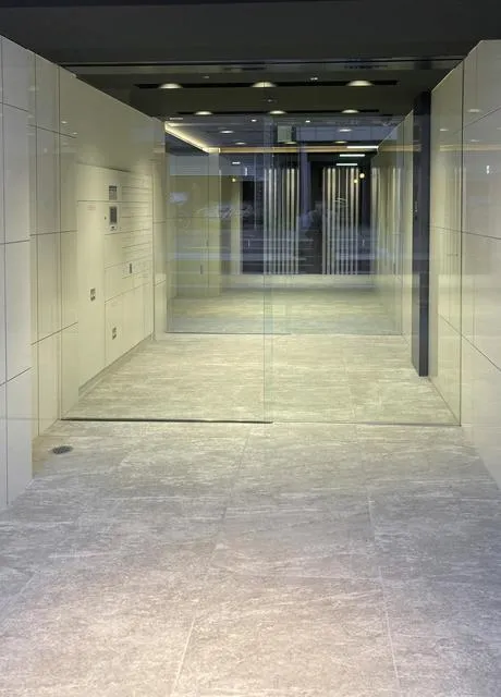 IPSE Sumiyoshi - Exterior - ["Hall", "Floor", "Flooring"]