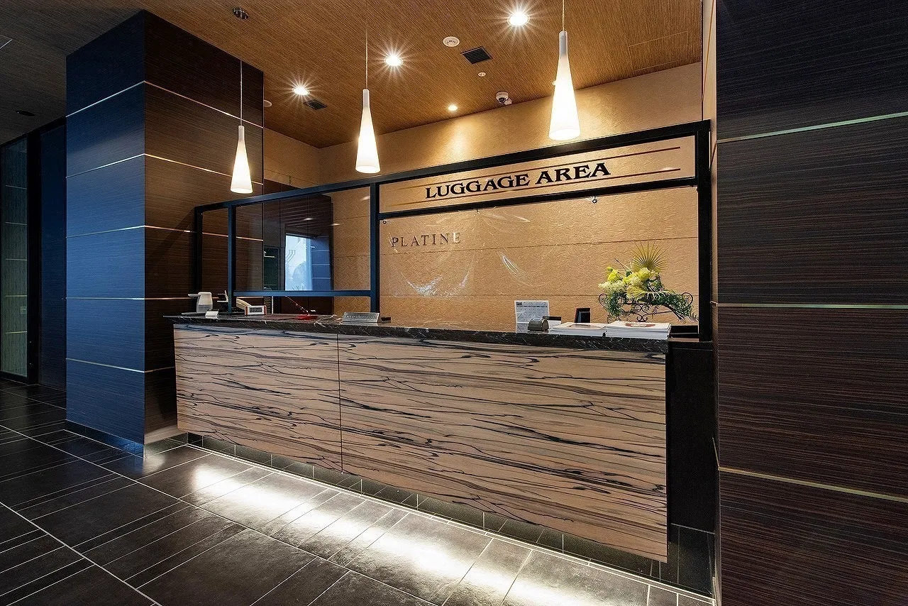Platine Nishi Shinjuku - Exterior - ["Flooring", "Interior design", "Ceiling"]