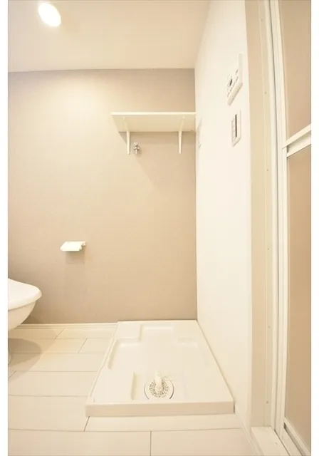 Le Coeur Shibuya Honmachi - Interior - ["Wall", "Flooring", "Floor"]