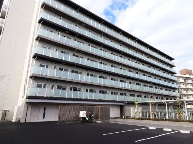 Genovia Ohanajaya II Sky Garden - Exterior - []