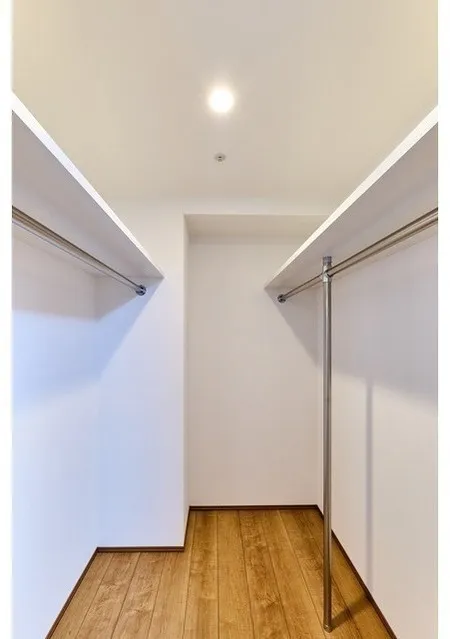 Gran Casa Oku - Interior - ["Flooring", "Wood", "Floor"]
