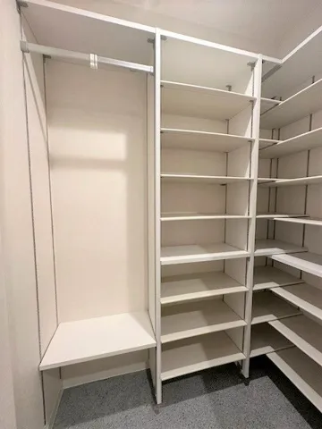 Hiroo Apartment - Interior - ["Furniture", "Shelf", "Shelving"]