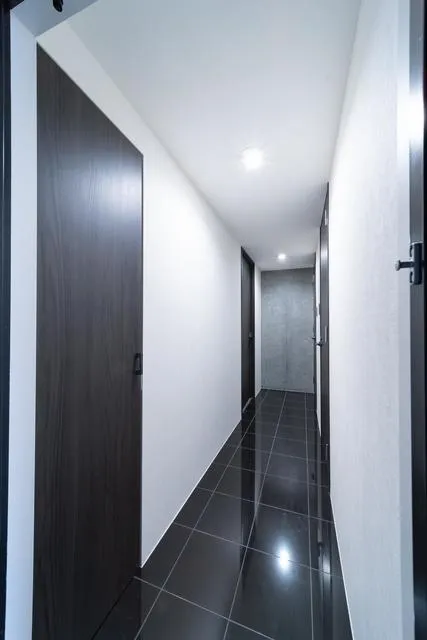 Grand Residence Meguro - Interior - ["Fixture", "Door", "Building"]