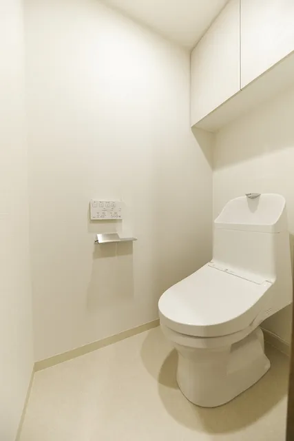 Belfirth Kanda Jimbocho - Interior - ["Toilet seat", "Toilet", "Bathroom"]
