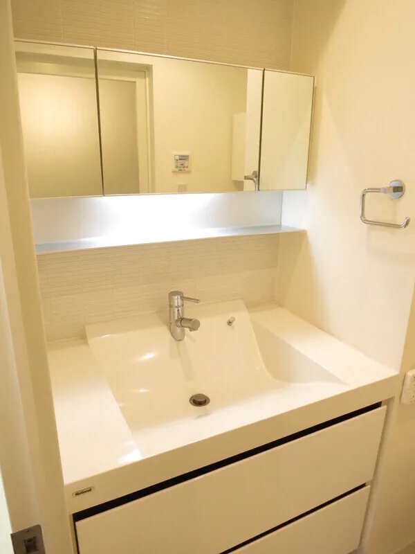 Arden Gotanda - Interior - ["Bathroom Sink", "Flooring", "Bathroom cabinet"]