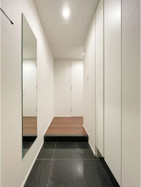 Asyl Court Nerima Nakamurabashi - Interior - ["Flooring", "Wall", "Floor"]