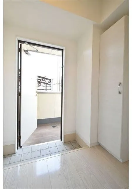 Ravient Asakusa Kototoi - Interior - ["Flooring", "Floor", "Apartment"]