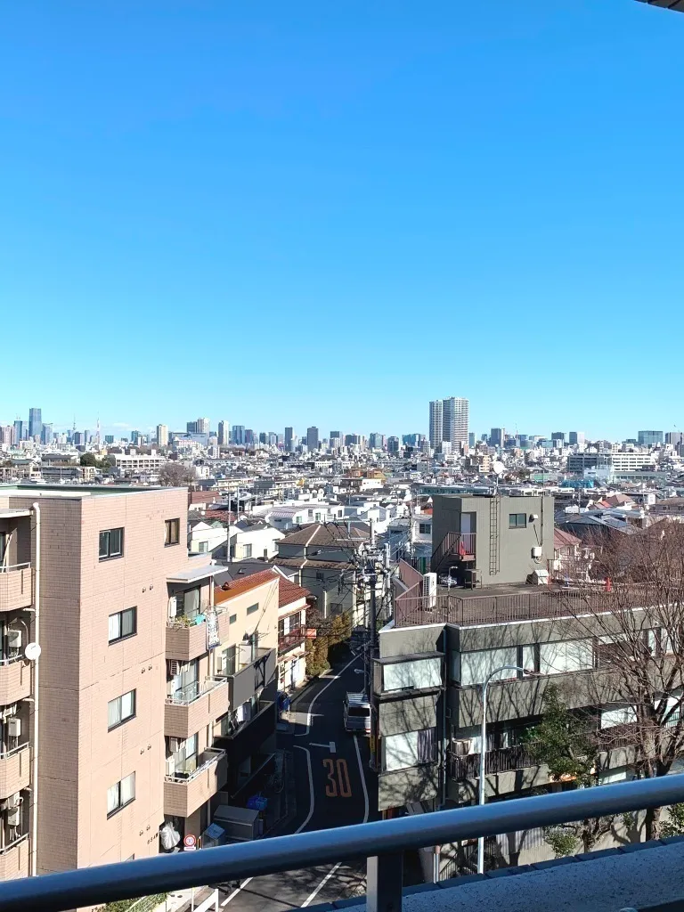 Ecology Toritsu University Residence - Interior - ["Blue", "Daytime", "Urban area"]