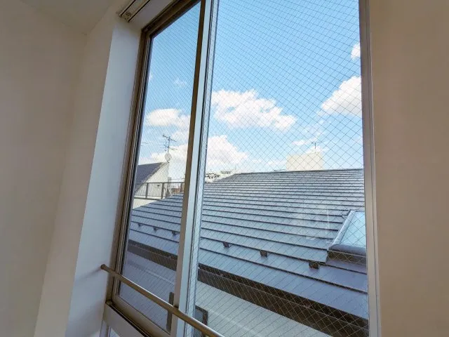 Faret Yoyogi Uehara - Interior - ["Cloud", "Sky", "Window"]