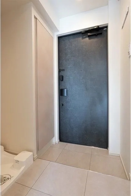 LEFONT PROGRESS SHIBUYA HILLTOP - Interior - ["Door", "Fixture", "Wood"]