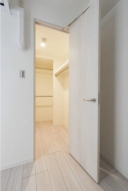 Comforia Liv Bunkyo Gokokuji - Interior - ["Flooring", "Wood", "Floor"]