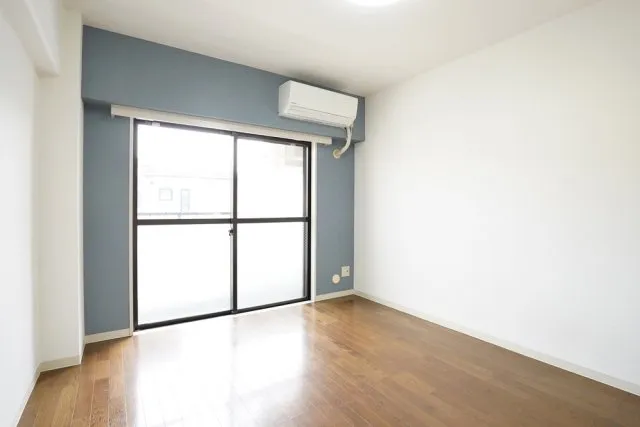 White Castle Kamisaginomiya - Interior - ["Flooring", "Ceiling", "Floor"]
