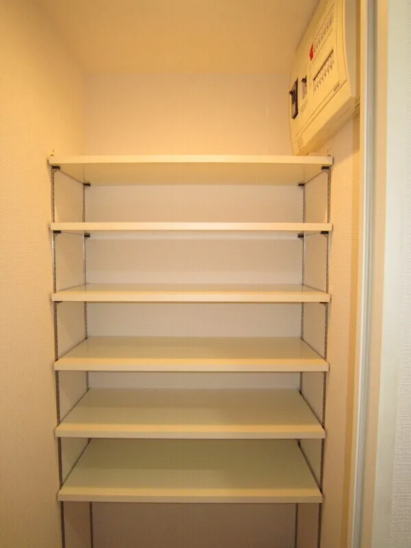 Epic Higashi Nihonbashi Residence - Interior - ["Shelf", "Shelving", "Wood stain"]