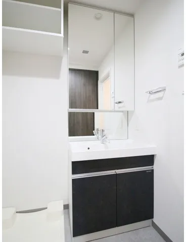 Prele Duc Kameido VI - Interior - []