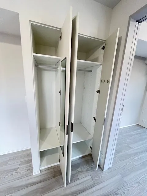 Cross Residence Rikugien - Interior - ["Fixture", "Flooring", "Wood"]