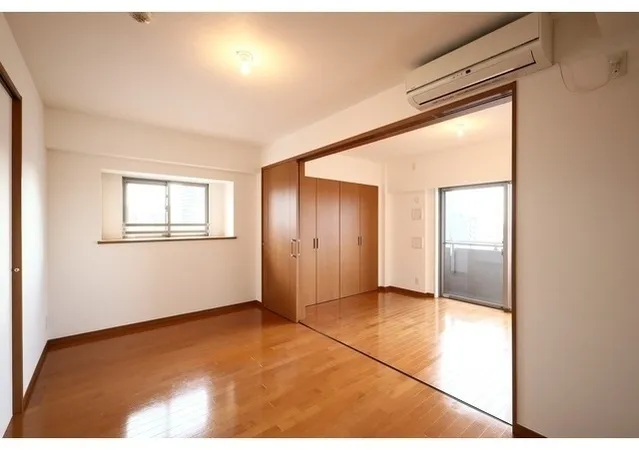 Rivere Ikebukuro - Interior - ["Flooring", "Floor", "Wood"]