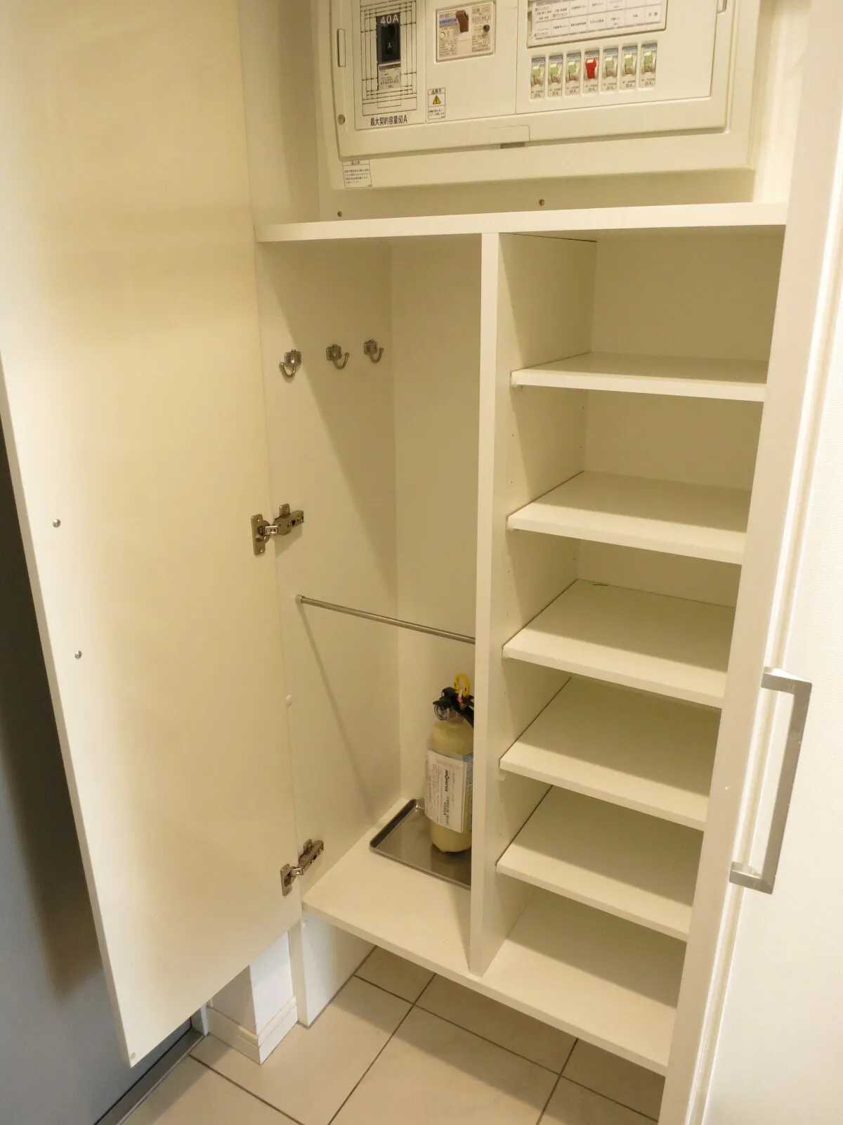 KDX Residence Oyama - Interior - ["Furniture", "Shelf", "Product"]