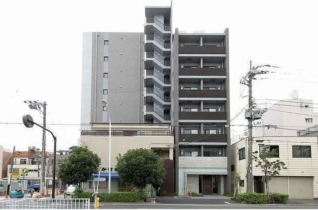 Delux Tabata - Exterior - ["Building", "Property", "Architecture"]