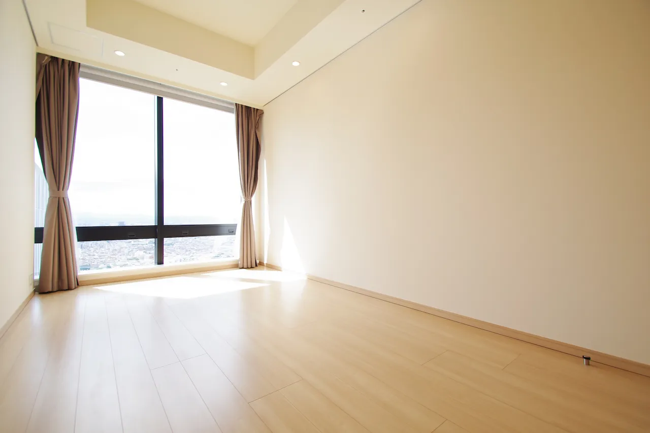 La Tour Shinjuku Grand - Interior - ["Floor", "Flooring", "Wood flooring"]