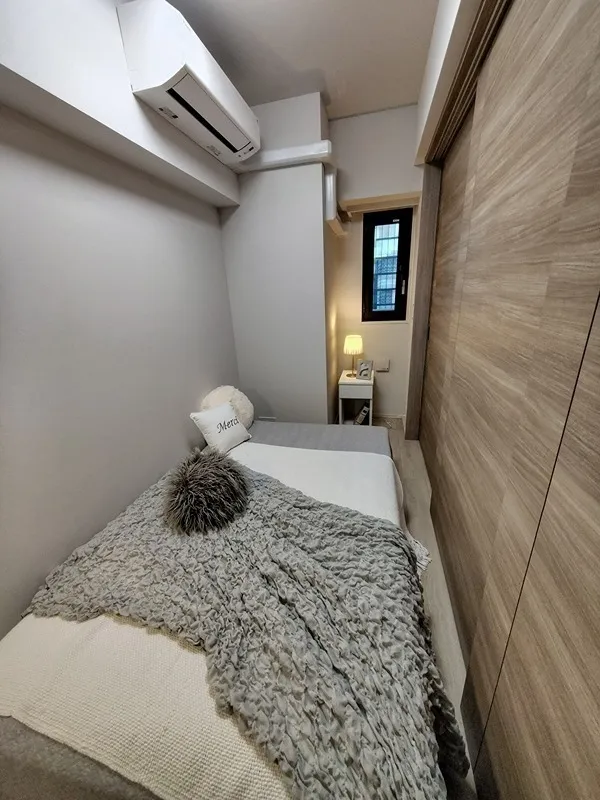 Latiera Akihabara - Interior - ["Flooring", "Interior design", "Floor"]