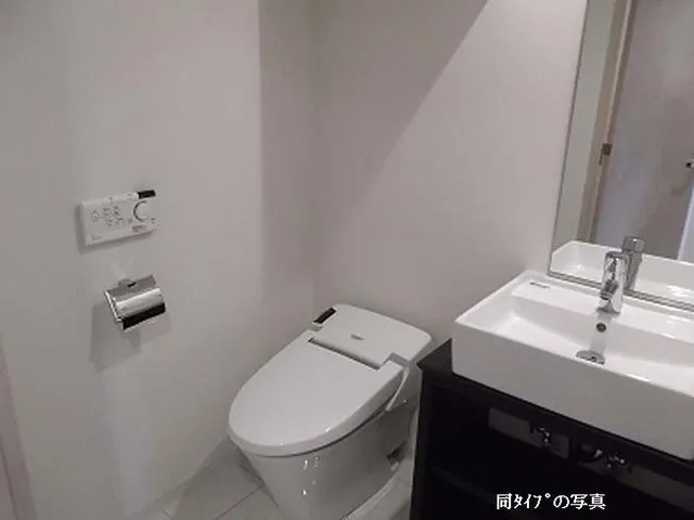 Comforia Toyosu - Interior - ["Plumbing fixture", "Bathroom sink", "Bathroom"]