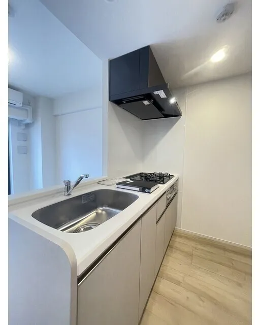 Due Oku - Interior - ["Major appliance", "Apartment", "Floor"]