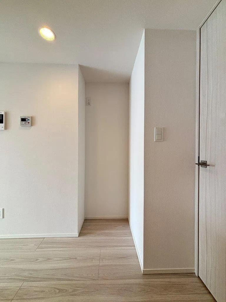 Lefon Livent Suginami Eifuku - Interior - ["Flooring", "Floor", "Wall"]