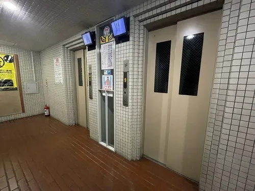 New Ikebukuro Heights - Other - ["Door", "Sign", "Aluminium"]