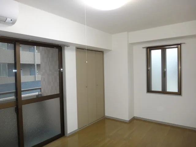 MY Heights Hongo - Interior - ["Wall", "Flooring", "Wood"]