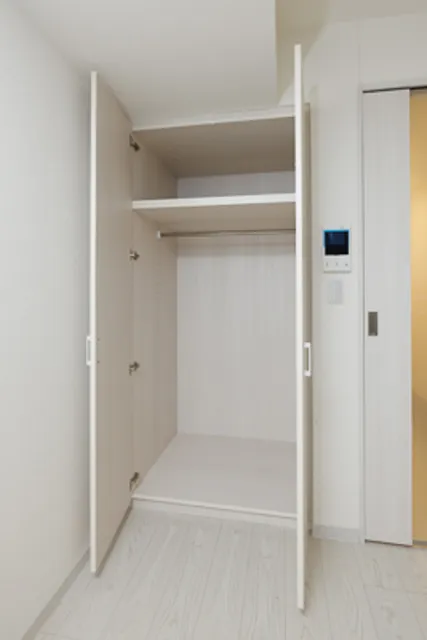 MA Tsukishima - Interior - ["Fixture", "Interior design", "Floor"]