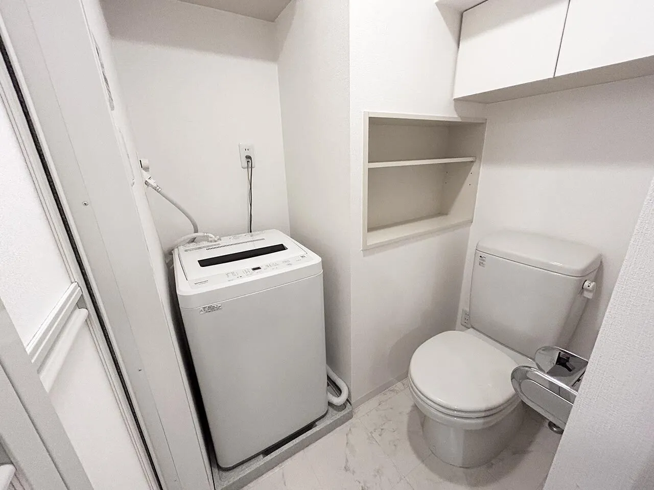 Mynavi STAY Ginza East - Interior - ["Flooring", "Washing machine", "Floor"]