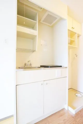 Sky Court Shimotakaido - Interior - ["Flooring", "Floor", "Interior design"]