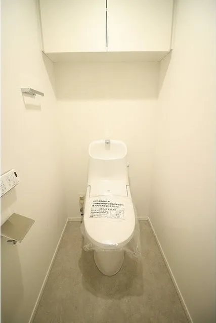 CONTRAL NAKAMEGURO - Interior - ["Toilet seat", "Toilet", "Building"]