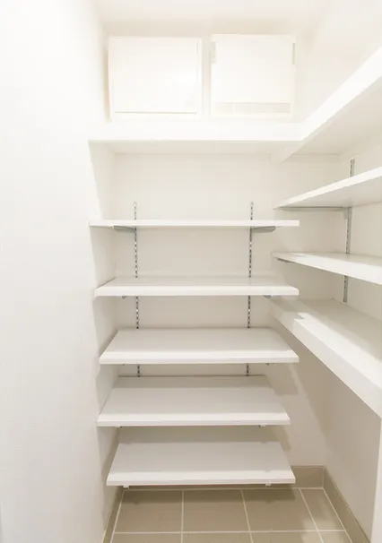 City Current Daikanyama - Interior - ["Shelf", "Shelving", "Rectangle"]