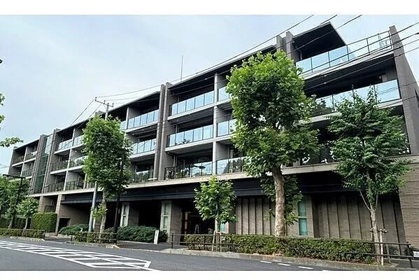 Garden Hills Yotsuya Guest Forest - Exterior - ["Plant", "Building", "Sky"]