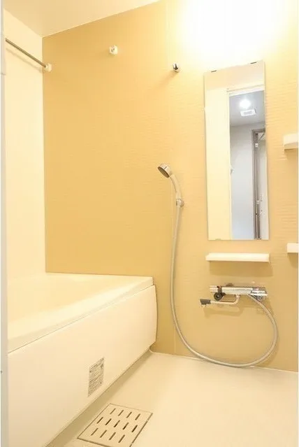 BPR Residence Monzen-Nakacho - Interior - ["Flooring", "Plumbing fixture", "Interior design"]