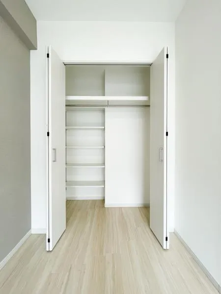 ISM Nakano Sakaue - Interior - ["Flooring", "Wood", "Floor"]