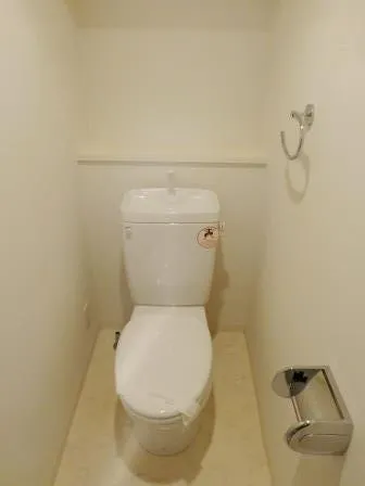 Residia Higashi Shinagawa - Interior - ["Wall", "White", "Plumbing fixture"]