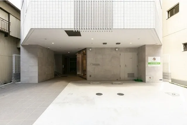 Chef Rule Shin Okachimachi II - Exterior - ["Flooring", "Floor", "Composite material"]