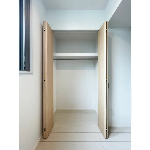 Lien Nishigotanda - Interior - ["Fixture", "Shelving", "Wood"]