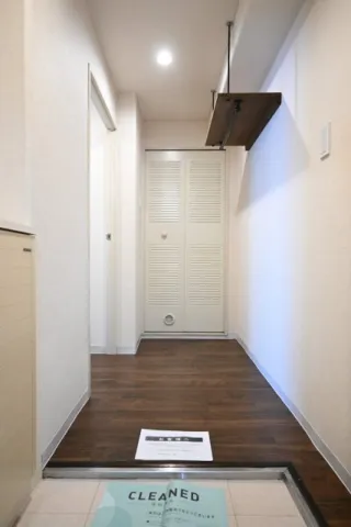 Nakagin 2nd Shinbashi Mansion - Interior - ["Flooring", "Wood", "Floor"]