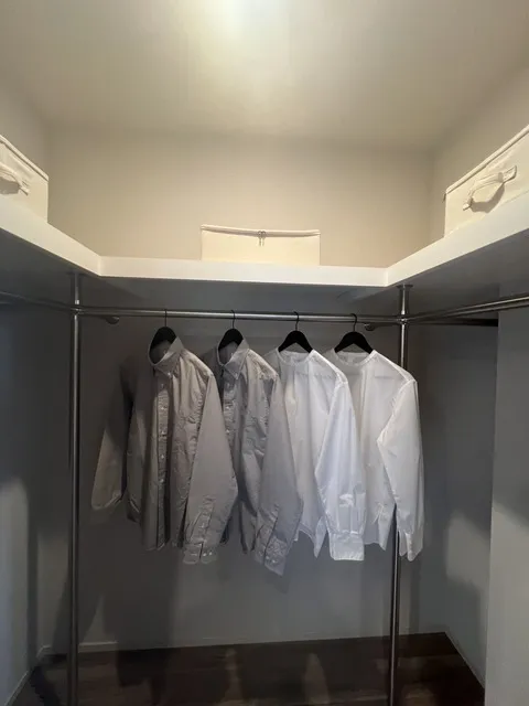 Geoent Shirokanedai - Interior - ["Grey", "Ceiling", "Closet"]