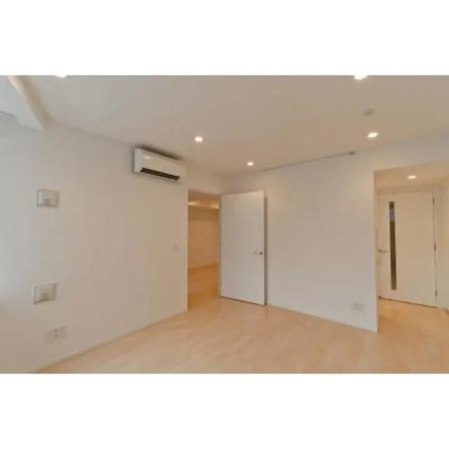 Park Cube Meguro Tower - Interior - ["Fixture", "Wood", "Hall"]