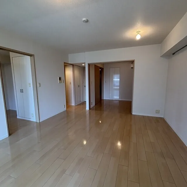 Park Axis Toyosu - Interior - ["Flooring", "Floor", "Wood flooring"]