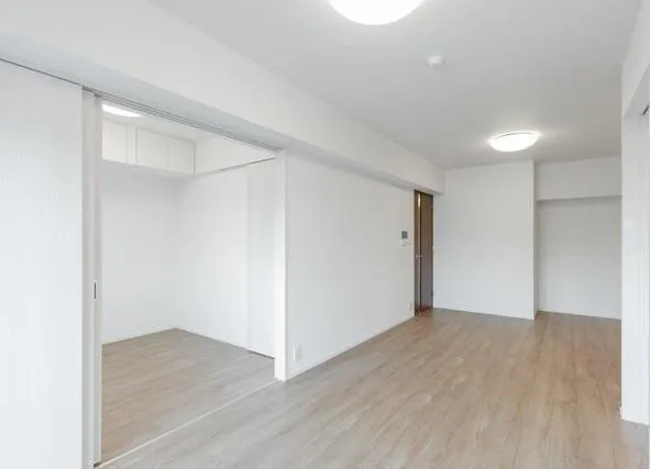 Asyl Court Sangenjaya - Interior - ["Flooring", "Floor", "Wood"]