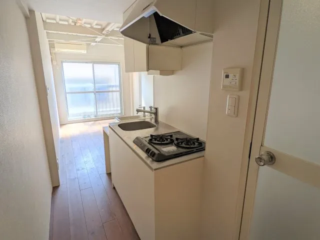 Tete Zoshigaya - Interior - ["Floor", "Flooring", "Apartment"]