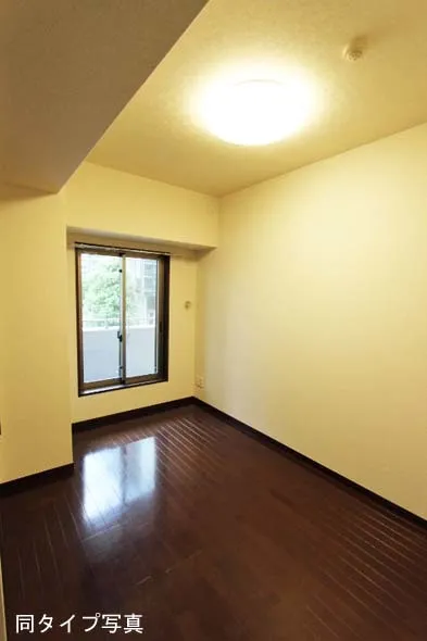 Comforia Tamachi - Interior - ["Window", "Building", "Fixture"]
