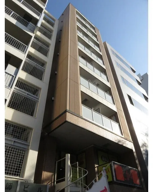 La Corta Ueno - Exterior - ["Building", "Sky", "Fixture"]