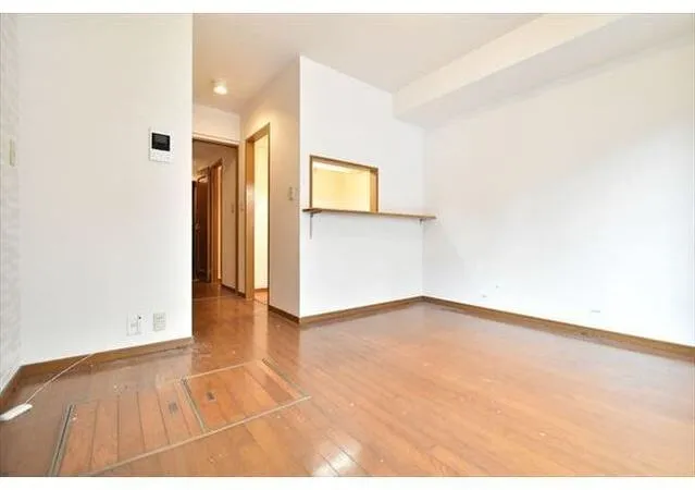 Plateau Jingumae - Interior - ["Flooring", "Floor", "Wood"]