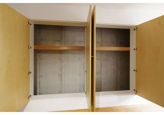 Treform - Interior - ["Shelving", "Fixture", "Rectangle"]